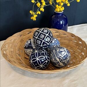 Home Decor 5 spheres in basket Ceramic Chinoiserie Orbs Cobalt blue table decor